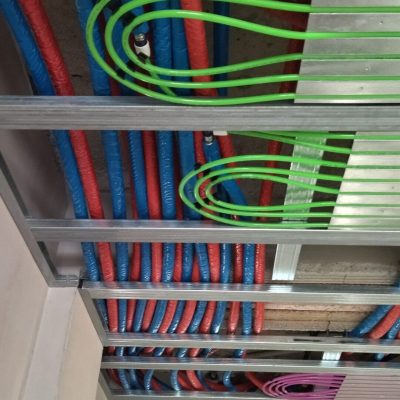 AP 300 rendszerlemezes mennyezet hűtő fűtő panel, rendszerlemezes mennyezetfűtés, mennyezet fűtés panel, rendszerlemez,mennyezetfűtés cső, mennyezet hűtés fűtés